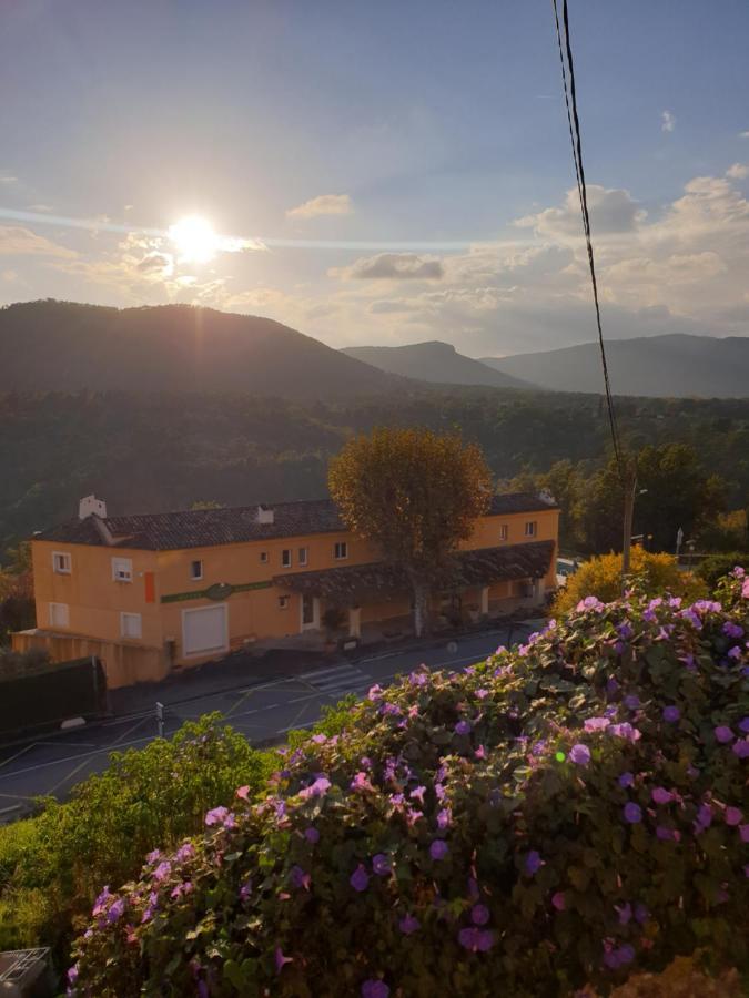 Au Relais Provencal Hotell Bagnols-en-Forêt Exteriör bild