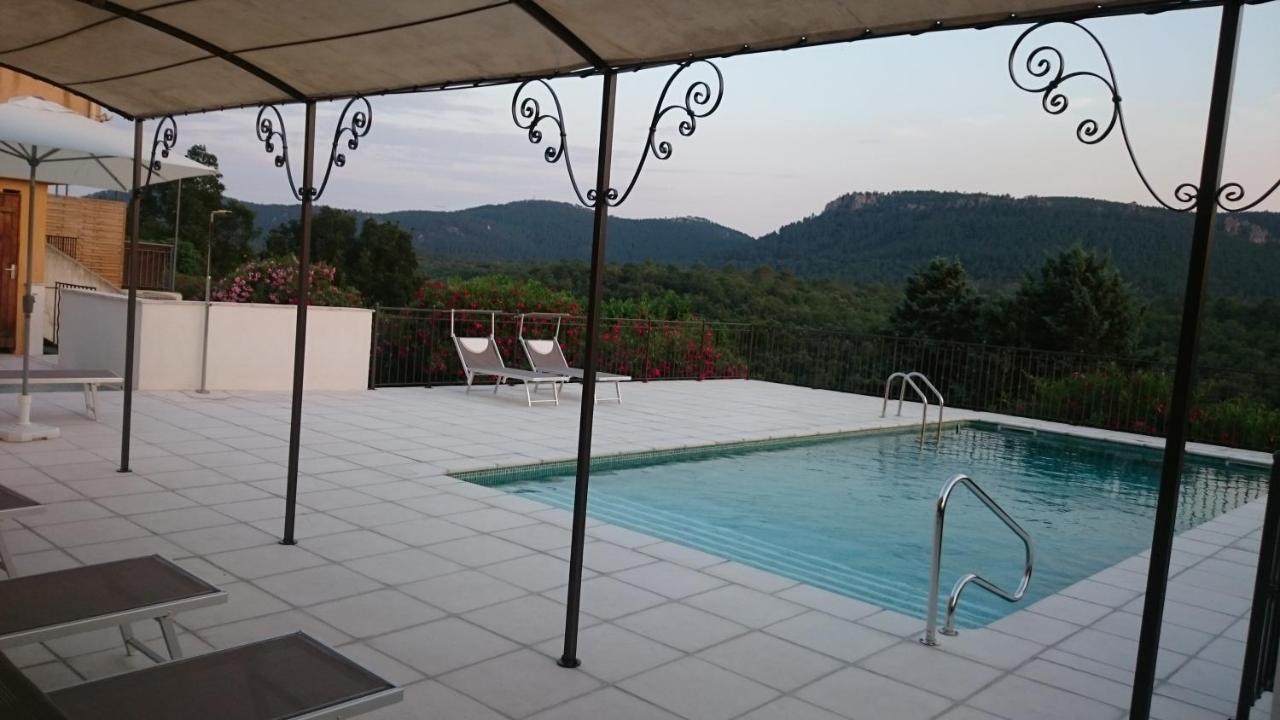 Au Relais Provencal Hotell Bagnols-en-Forêt Exteriör bild