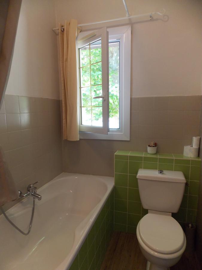 Au Relais Provencal Hotell Bagnols-en-Forêt Exteriör bild