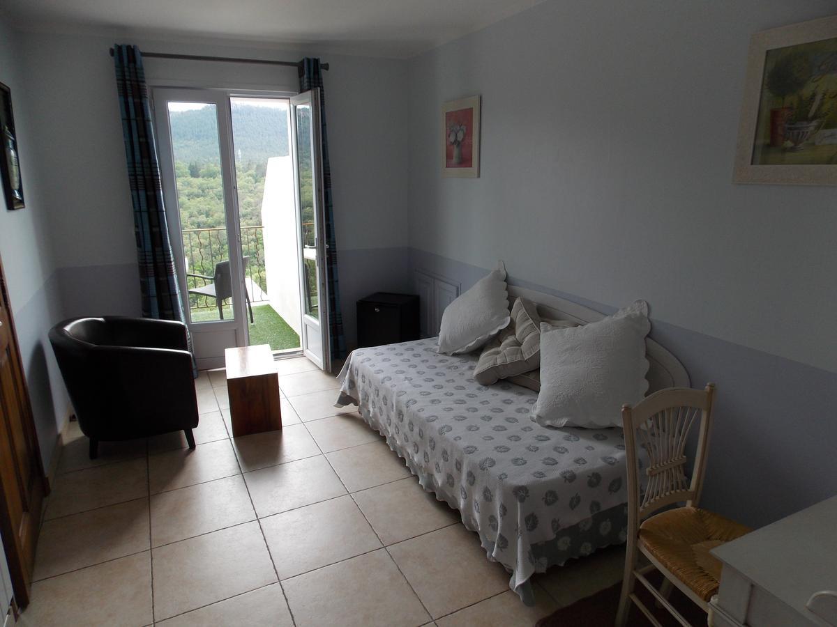 Au Relais Provencal Hotell Bagnols-en-Forêt Exteriör bild
