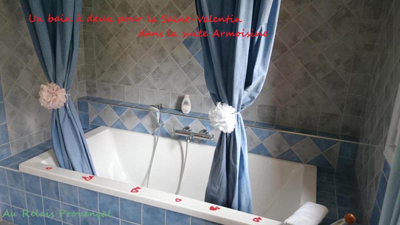 Au Relais Provencal Hotell Bagnols-en-Forêt Exteriör bild